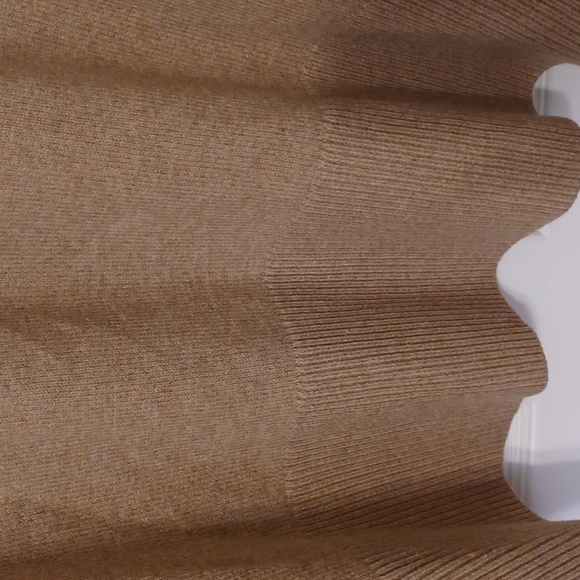 Gap, sz XL, loose neck turtleneck,  tunic sweater in camel color, - Picture 6 of 8